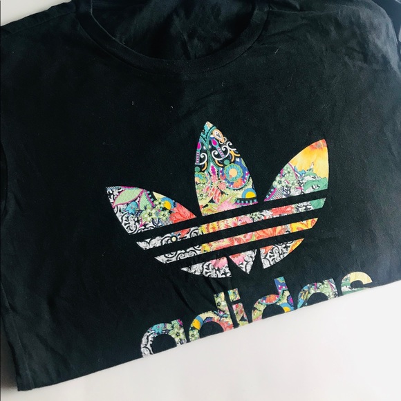 Adidas black muscle t-shirt with Floral logo sz xs - Picture 2 of 4